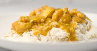 začin curry kakoleciti